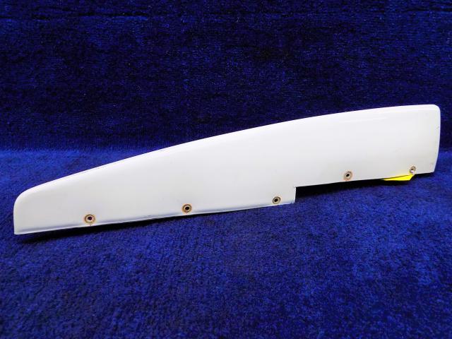 0430004-10-791 Cessna - Tip - Elevator (Plastic) - Cracked at screw holes